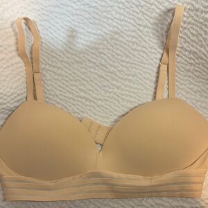 Seamless Nude Bra